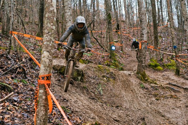 Chaussure de bowling striker white rampage : performance et style